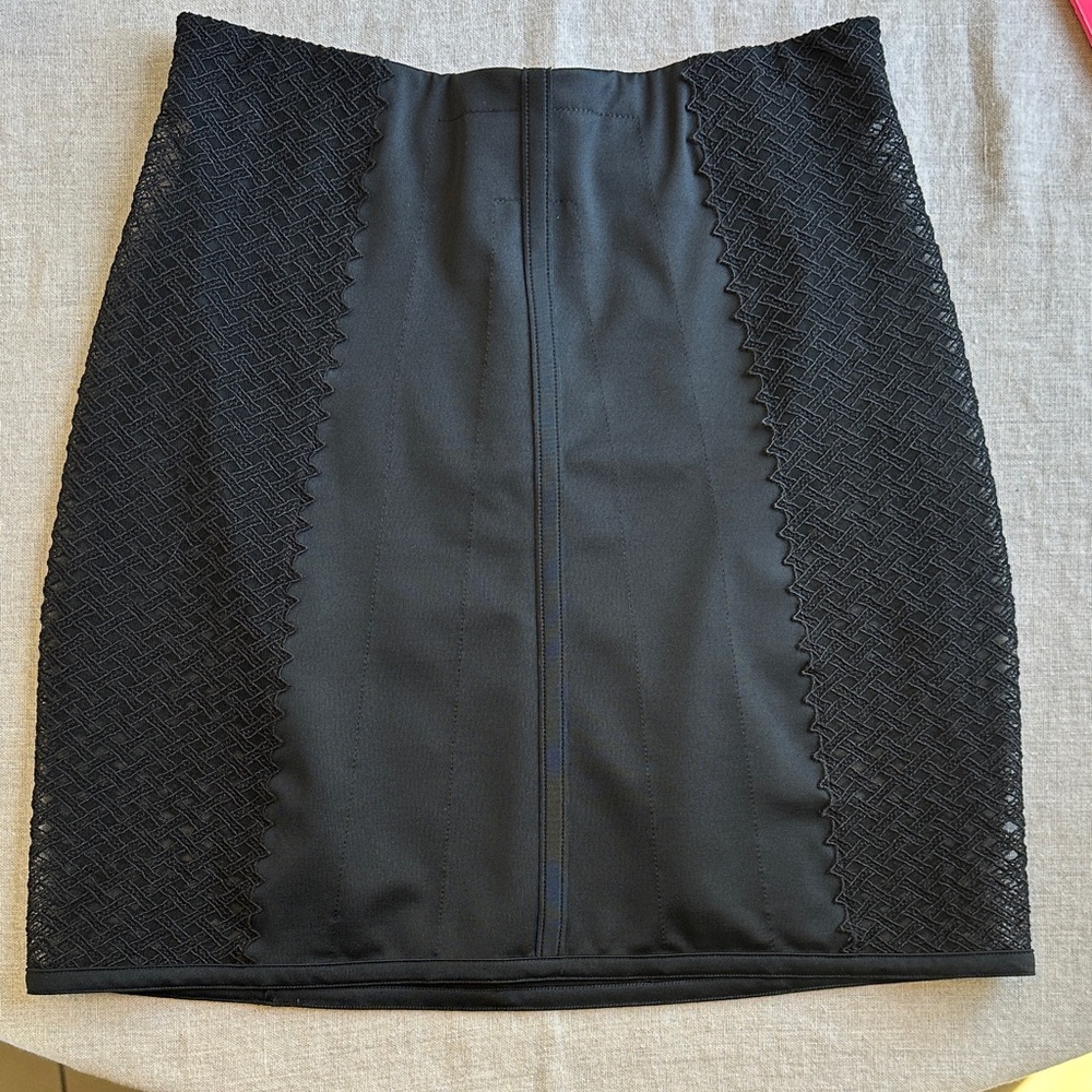 La Perla Greta Girdle Black Appliqué Skirt - Picture 6 of 12